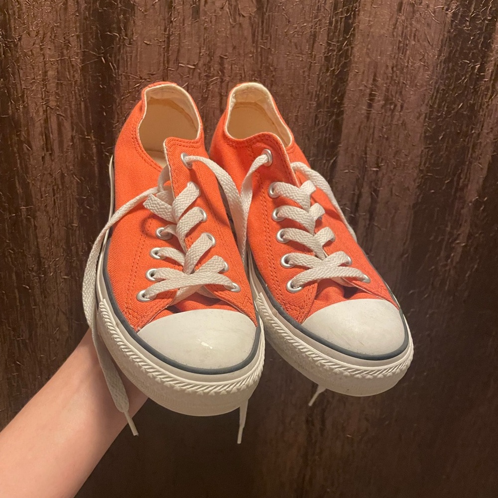 NWOT Converse
